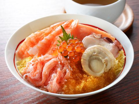 海の幸七福丼ぶりの具